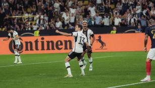 Thomas Müller celebra el gol de la Selección Alemana