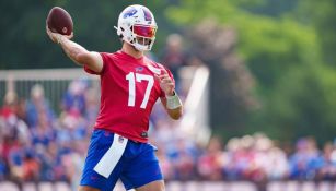 Josh Allen entrenando con los Buffalo Bills 