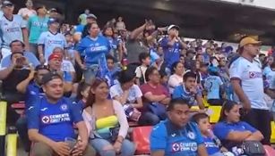 Aficionados de Cruz Azul abuchean al equipo tras la derrota