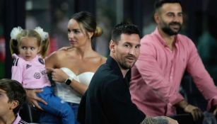 ¡Suma a una buena causa! Lionel Messi donó un jersey autografiado a la fundación de Selena Gómez