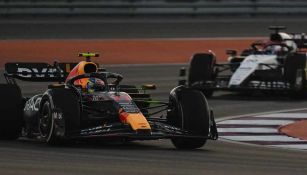 Checo Pérez terminó quinto en la primera práctica del GP de Qatar; Verstappen fue primero