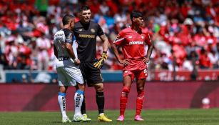 Tiago Volpi afirma que directivo de Gallos provocó pelea durante el Toluca vs Querétaro