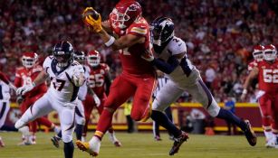 ¡Sigue el efecto ‘Swiftie’! Travis Kelce comanda a los Chiefs a victoria sobre Broncos