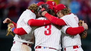 Phillies venció a Atlanta en el juego 1