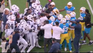 Los jugadores de Dallas y Chargers se pelearon antes del juego