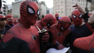 Convocatoria de 'Spider-man' en el Obelisco de Argentina rompió un récord Guinness