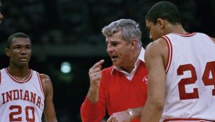 Bob Knight, histórico entrenador estadounidense de basquetbol, fallece a los 83 años