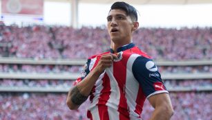 Alan Pulido y su mensaje a Chivas: 'Me encantaría retirarme allá'