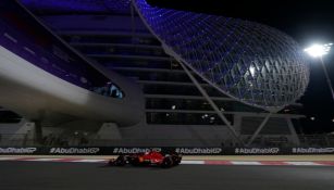 Charles Leclerc lidera la accidentada Práctica 2 en Abu Dhabi; Checo Pérez termina 5to