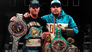 Canelo y Eddy Reynoso tras un combate