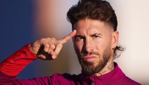 Sergio Ramos pisó el escudo del Atlético de Madrid... ¿a propósito?