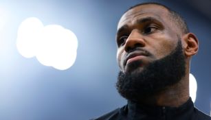 LeBron James explota contra árbitros de NBA: "Incluso con repetición se equivocan"