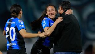 Deisy Ojeda sorprende con gol olímpico en el empate de Querétaro vs Juárez
