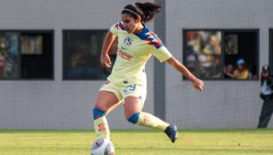 Mariana Cadena se presentó con América 