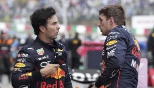 Verstappen con Checo tras una carrera