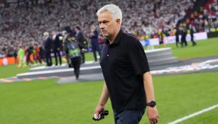 Mourinho recriminó su salida de la Roma a los jugadores: "Cuando sean hombres, me lo devuelven"