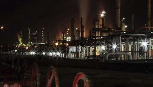 Reportan explosión en refinería de Pemex, en Hidalgo