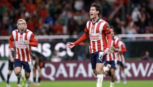 Castillo anotó su primer gol con Chivas 