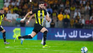 Karim Benzema reaparece con el Al Ittihad tras ser separado del plantel durante casi dos meses