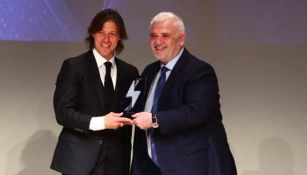 Matías Almeyda del AEK Atenas es elegido mejor técnico del año en Grecia