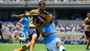 Emanuel 'Tito' Villa reveló que Mario Carrillo lo acusó de jugar en "contra de Pumas"