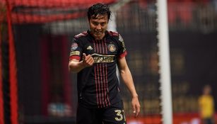 'Cubo' Torres: De anotar en Liga MX y MLS a preparar comida para sobrevivir