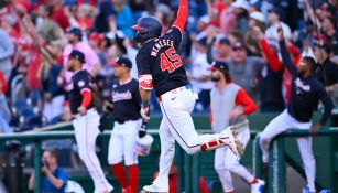 ¡Mexican power! Joey Meneses pega el hit ganador ante Astros de Houston en el 10mo inning