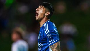 Alan Pulido da victoria a Sporting Kansas City para avanzar a Octavos de Copa