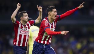 Festejo del equipo rojiblanco en el Azteca