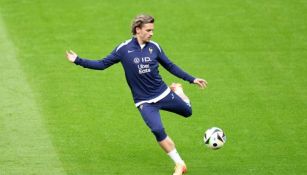 Griezmann va por récord de goles de Michel Platini 