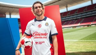 Chivas presenta su jersey de visitante para el Apertura 2024 y Clausura 2025