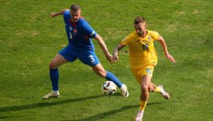 Rumania regresa a una Fase Final tras empate ante Eslovaquia