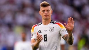 Toni Kroos ofrece disculpa a Pedri tras lesionarlo: 'No era mi intención'