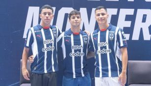 Los refuerzos de Rayados, durante su presentación en Monterrey