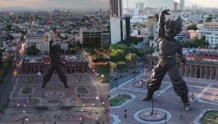 ¿Monterrey tiene una estatua enorme de Goku? Esto sabemos 