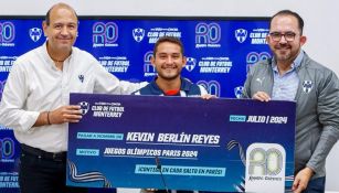 Rayados apoya a Kevin Berlín en su participación en clavados en París 2024