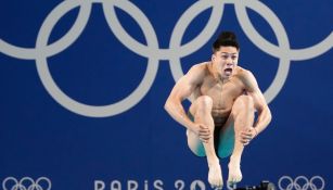 Osmar Olvera clasifica a las Semifinales de Clavados Trampolín 3m en París 2024