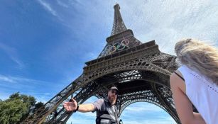 Se evacuó Torre Eiffel por escalador desconocido