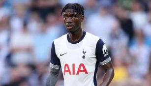 Tottenham suspende a Yves Bissouma por inhalar 'gas de la risa'