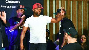 Mayweather alaba a Marco Verde y expresa su deseo de firmarlo