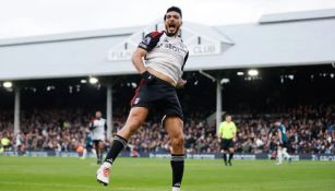 Jiménez festeja el primer gol ante Fulham