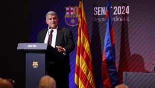 Laporta alaba a Hansi Flick y raspa a Xavi: 'No busca excusas; se las arregla con lo que tiene'