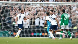 Inglaterra venció a Irlanda con marcador 0-2