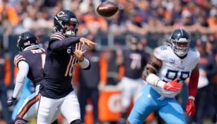 NFL: Caleb Williams sufre en su debut con los Bears, su defensiva lo rescata