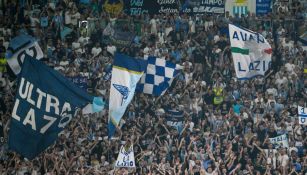 Detienen a aficionados de Lazio previo a juego de Europa League