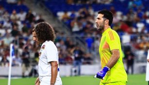 Buffon compara el gol de Borgetti en 2002 con el de chilena de Cristiano 