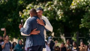 Vince Carter se quiebra al enterarse que los Raptors de Toronto retirarán su camiseta