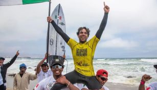 Sebastián Williams se cuelga medalla de oro en los Juegos Panamericanos de Surf