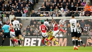 Arsenal sigue sin ganar en la Premier League y cae 1-0 con el Newcastle