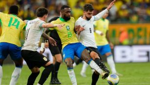 Brasil evita derrota y rescata empate frente a Uruguay en casa